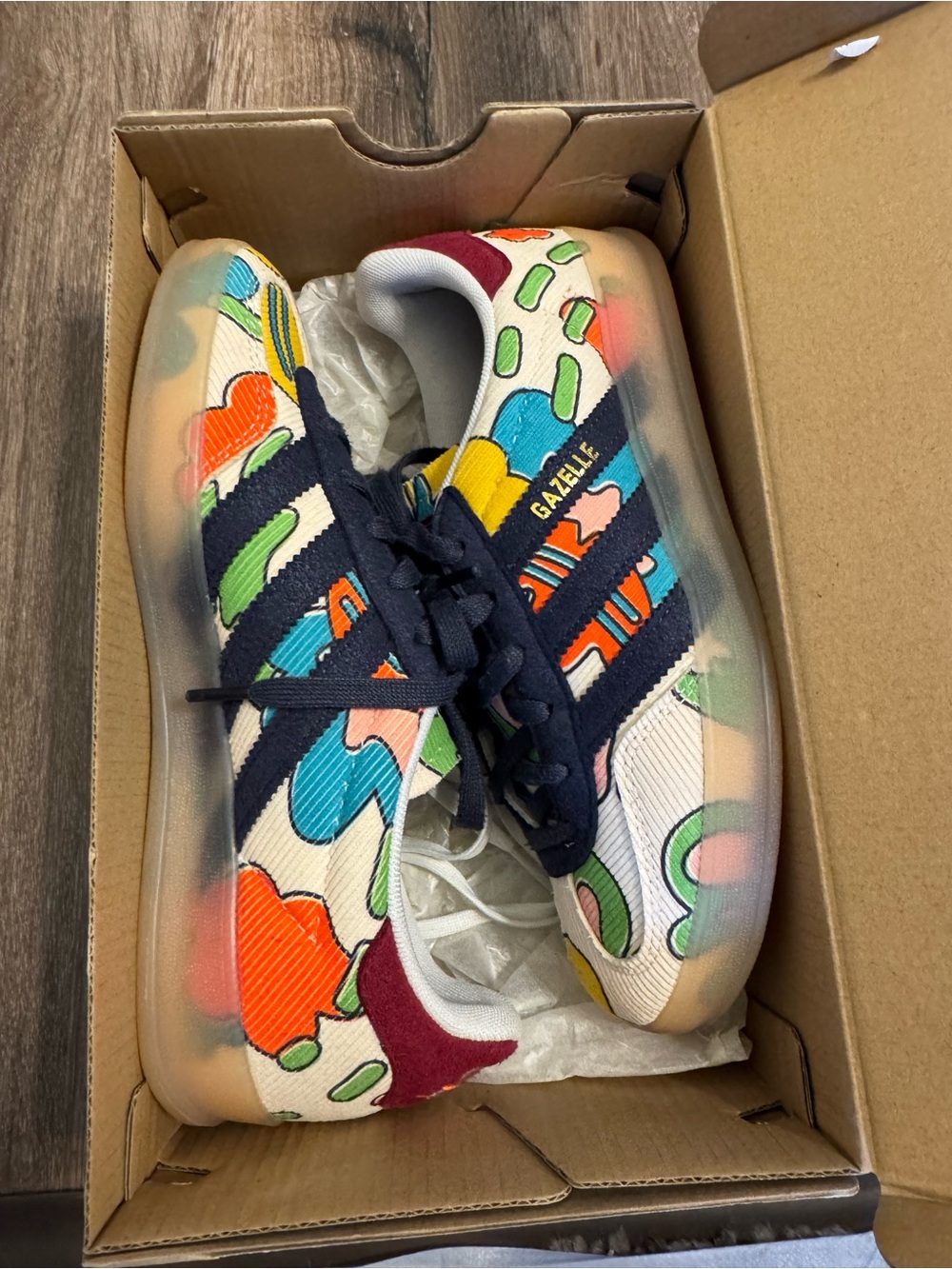 Adidas Gazelle Sw size 4
